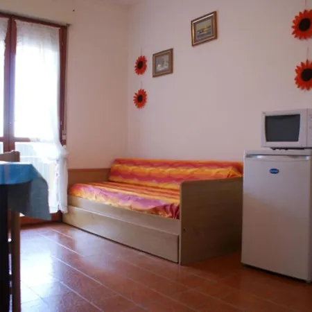 Comfortable Flat By The Pool-beahost Apartamento *